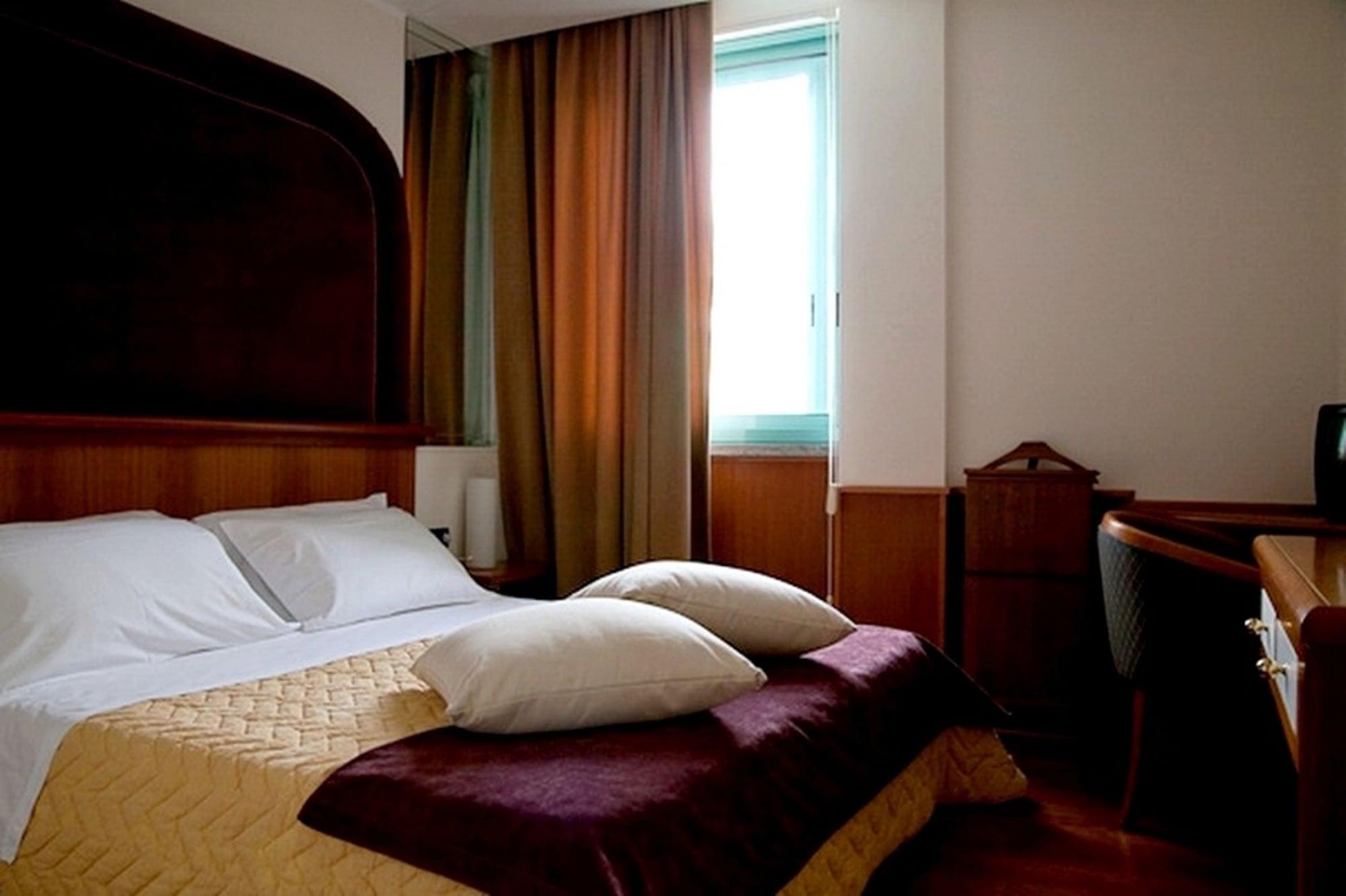 Hotel Excelsior Vasto Extérieur photo