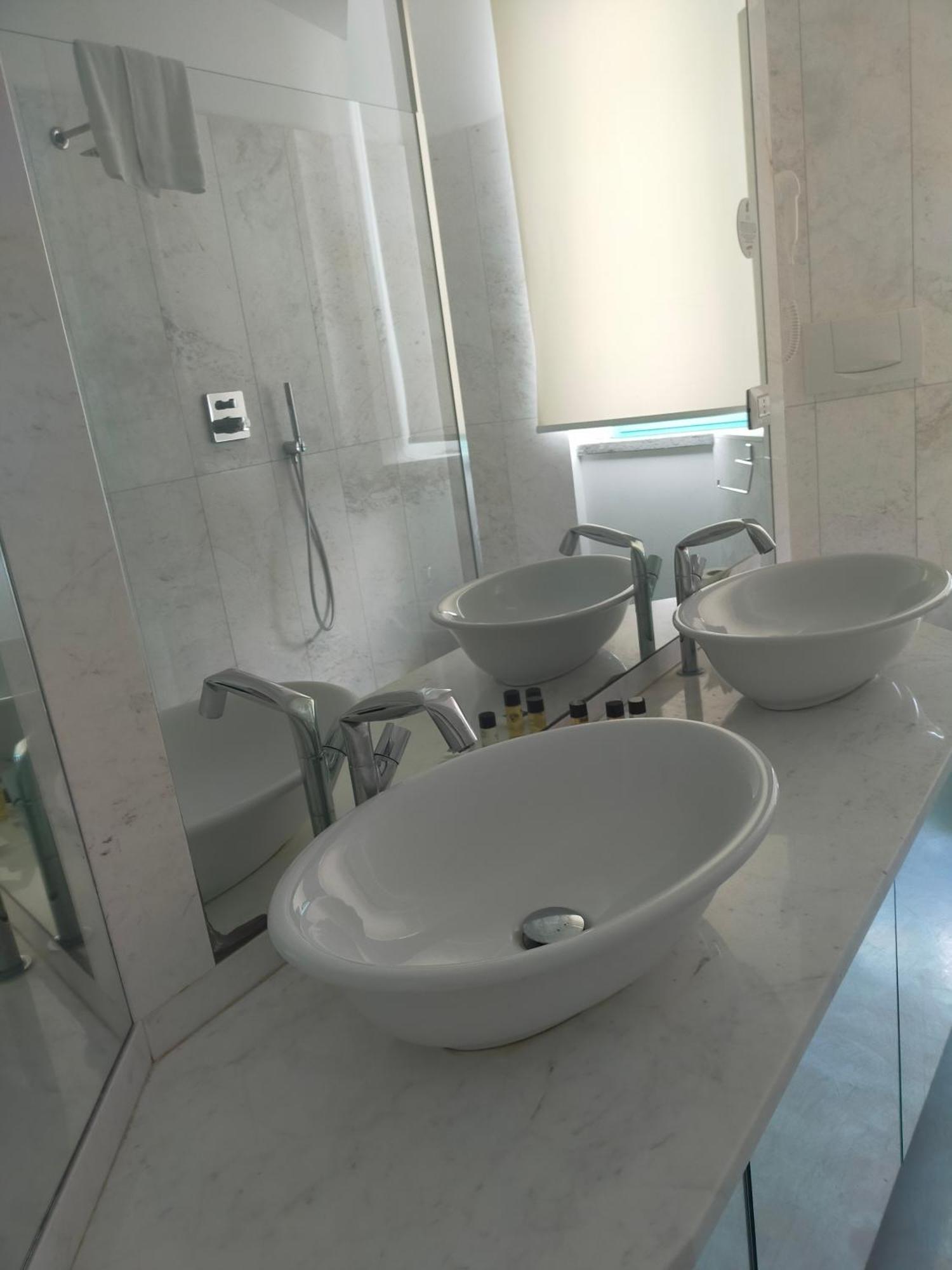 Hotel Excelsior Vasto Extérieur photo